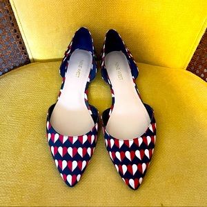 Nine West Navy & Hearts Pointed Toe Flats- EUC